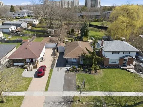 711 Central Park Boulevard N Oshawa ON L1G 6A8