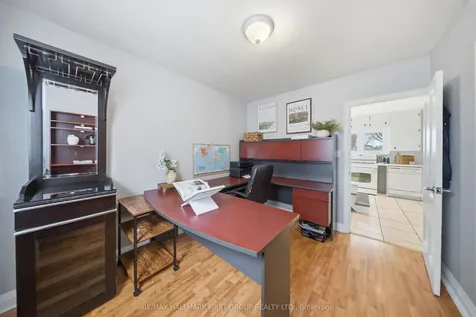 215 Park Road S Oshawa ON L1J 4H1