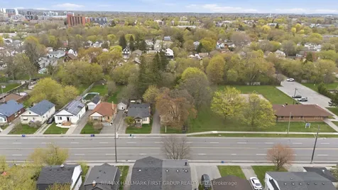 215 Park Road S Oshawa ON L1J 4H1