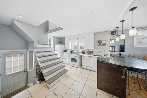 215 Park Road S Oshawa ON L1J 4H1