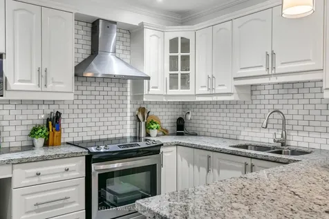 1209 Queen Street E Toronto ON M4M 3H4