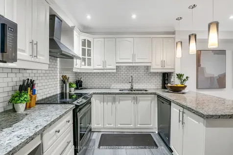 1209 Queen Street E Toronto ON M4M 3H4