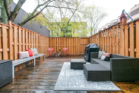 1209 Queen Street E Toronto ON M4M 3H4