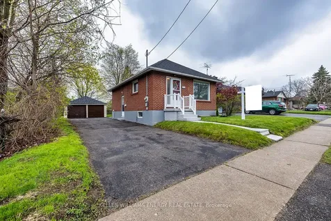 739 King Street W Oshawa ON L1J 2L2