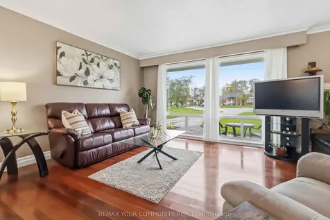 24 Mendip Crescent Toronto ON M1P 1Y4