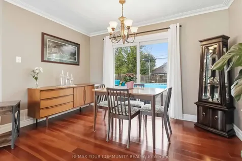 24 Mendip Crescent Toronto ON M1P 1Y4