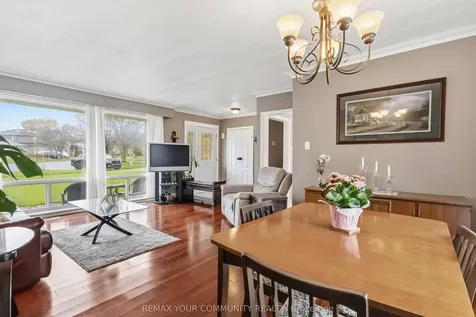 24 Mendip Crescent Toronto ON M1P 1Y4