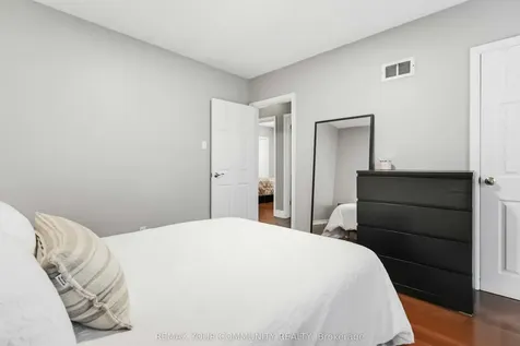 24 Mendip Crescent Toronto ON M1P 1Y4