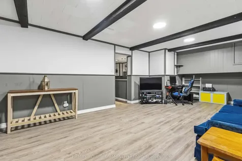 24 Mendip Crescent Toronto ON M1P 1Y4
