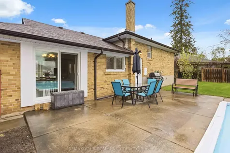 24 Mendip Crescent Toronto ON M1P 1Y4