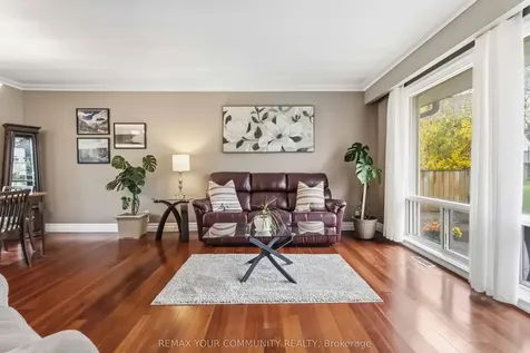 24 Mendip Crescent Toronto ON M1P 1Y4