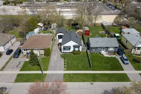 436 Fairleigh Avenue Oshawa ON L1J 2W5