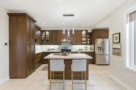 35 Gough Lane Clarington ON L1C 0P8