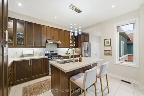 35 Gough Lane Clarington ON L1C 0P8