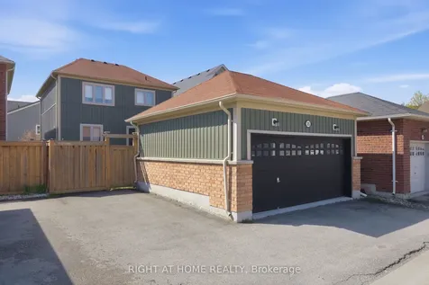35 Gough Lane Clarington ON L1C 0P8