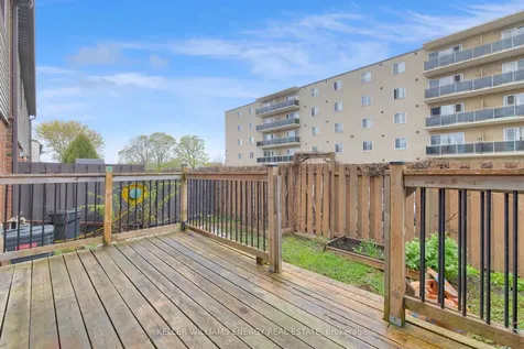 960 Glen Street Oshawa ON L1J 6E8