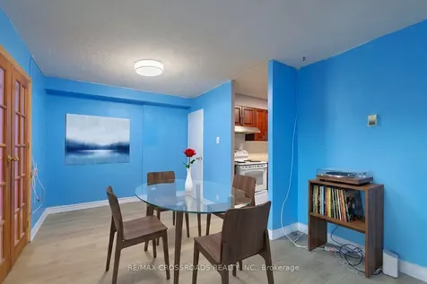 15 Torrance Road Toronto ON M1J 3K2