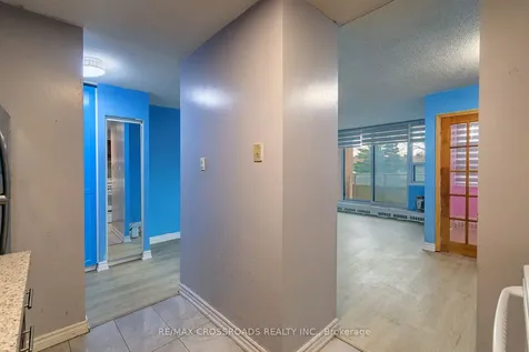 15 Torrance Road Toronto ON M1J 3K2