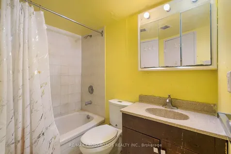 15 Torrance Road Toronto ON M1J 3K2