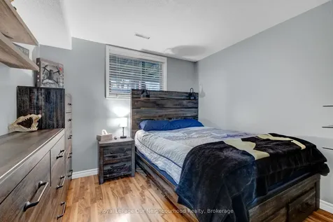 19 Marchwood Crescent Clarington ON L1C 4K1