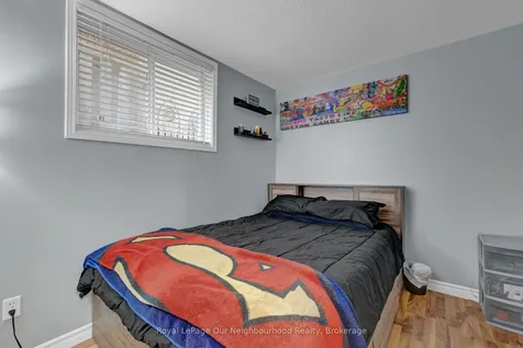19 Marchwood Crescent Clarington ON L1C 4K1