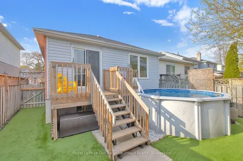 19 Marchwood Crescent Clarington ON L1C 4K1
