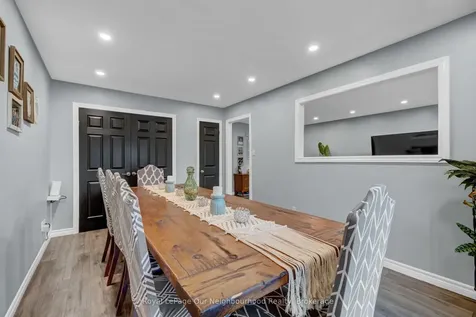 19 Marchwood Crescent Clarington ON L1C 4K1