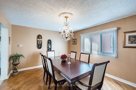 490 Old Harwood Avenue Ajax ON L1T 3L1