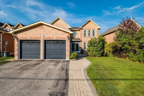 490 Old Harwood Avenue Ajax ON L1T 3L1