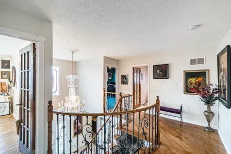 490 Old Harwood Avenue Ajax ON L1T 3L1