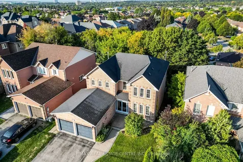 490 Old Harwood Avenue Ajax ON L1T 3L1