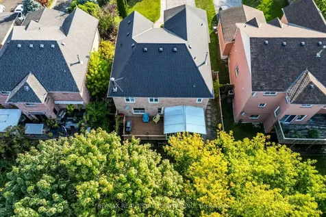 490 Old Harwood Avenue Ajax ON L1T 3L1