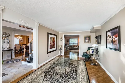 490 Old Harwood Avenue Ajax ON L1T 3L1