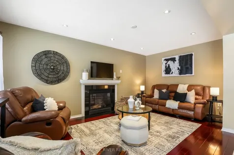 14 Clapperton Drive Ajax ON L1T 4X9