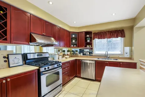 14 Clapperton Drive Ajax ON L1T 4X9
