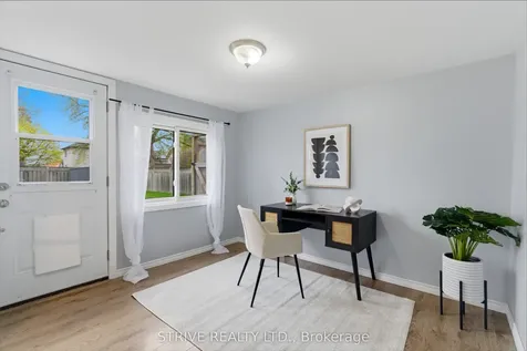 284 College Avenue Oshawa ON L1J 1R8