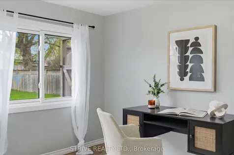284 College Avenue Oshawa ON L1J 1R8