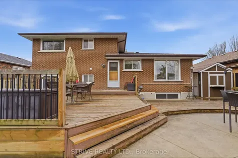 284 College Avenue Oshawa ON L1J 1R8