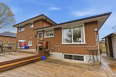 284 College Avenue Oshawa ON L1J 1R8