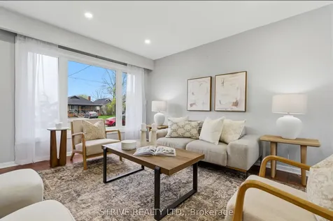 284 College Avenue Oshawa ON L1J 1R8