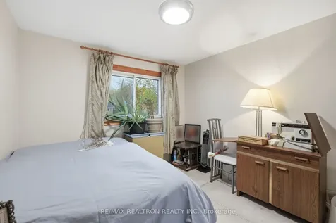 108 Quantrell Trail Toronto ON M1B 1L8
