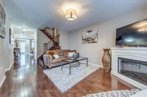 71 Summerside Avenue Whitby ON L1R 0J9