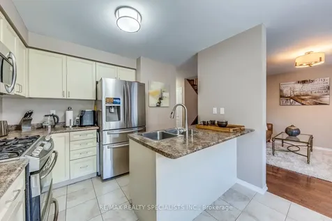 71 Summerside Avenue Whitby ON L1R 0J9