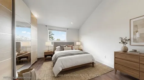 82 Billings Avenue Toronto ON M4L 2S4
