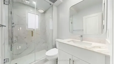 82 Billings Avenue Toronto ON M4L 2S4