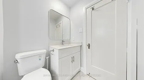 82 Billings Avenue Toronto ON M4L 2S4