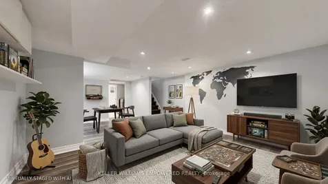 82 Billings Avenue Toronto ON M4L 2S4