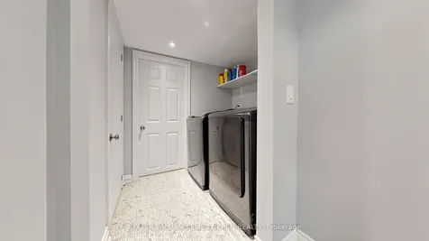 82 Billings Avenue Toronto ON M4L 2S4