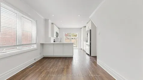 82 Billings Avenue Toronto ON M4L 2S4