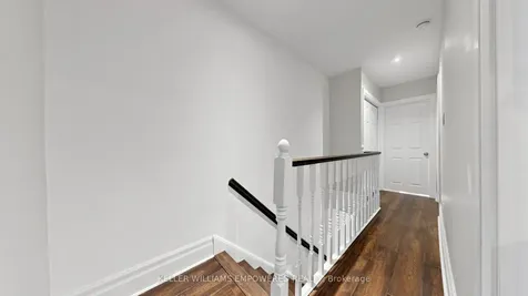 82 Billings Avenue Toronto ON M4L 2S4